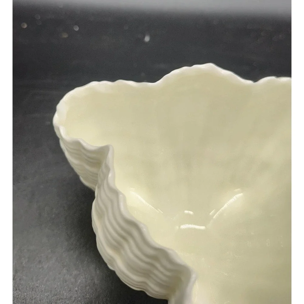 Vintage Royal Worcester Shell Shaped Bone China Footed Bowl Mid Century 3